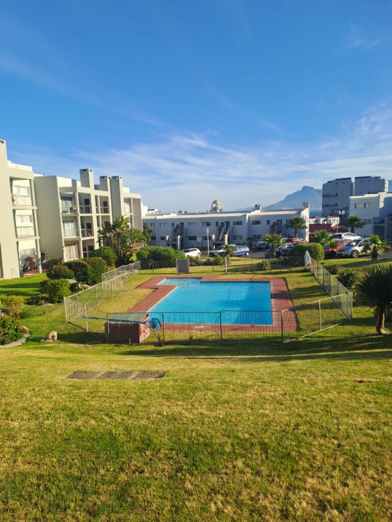 44 Balmoral Heights